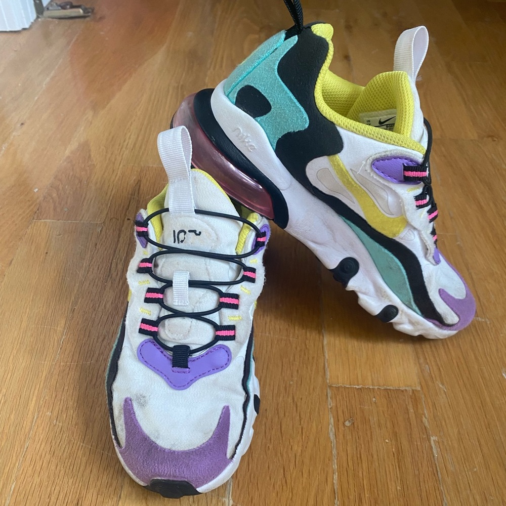 Girls Nike AirMax 270 size 1Y